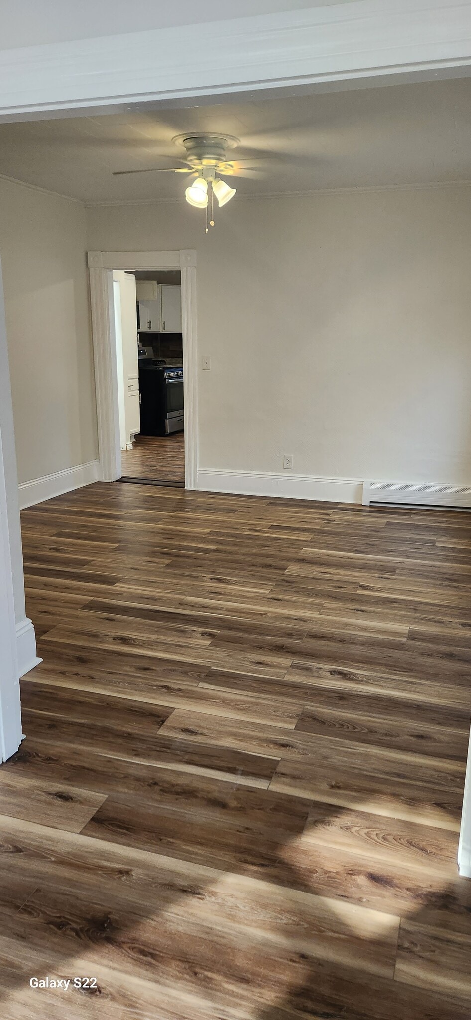 Dining room - 72 S Central St