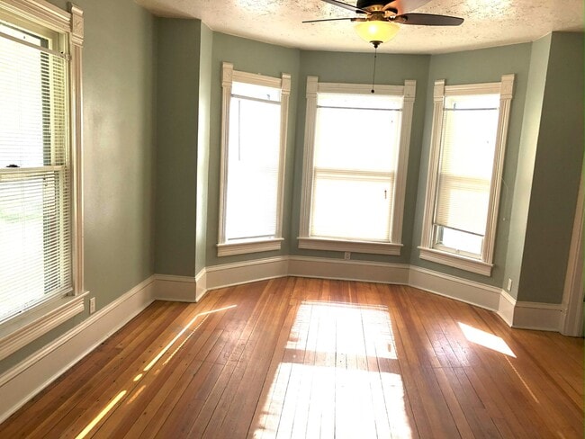 Building Photo - 1229 12th St