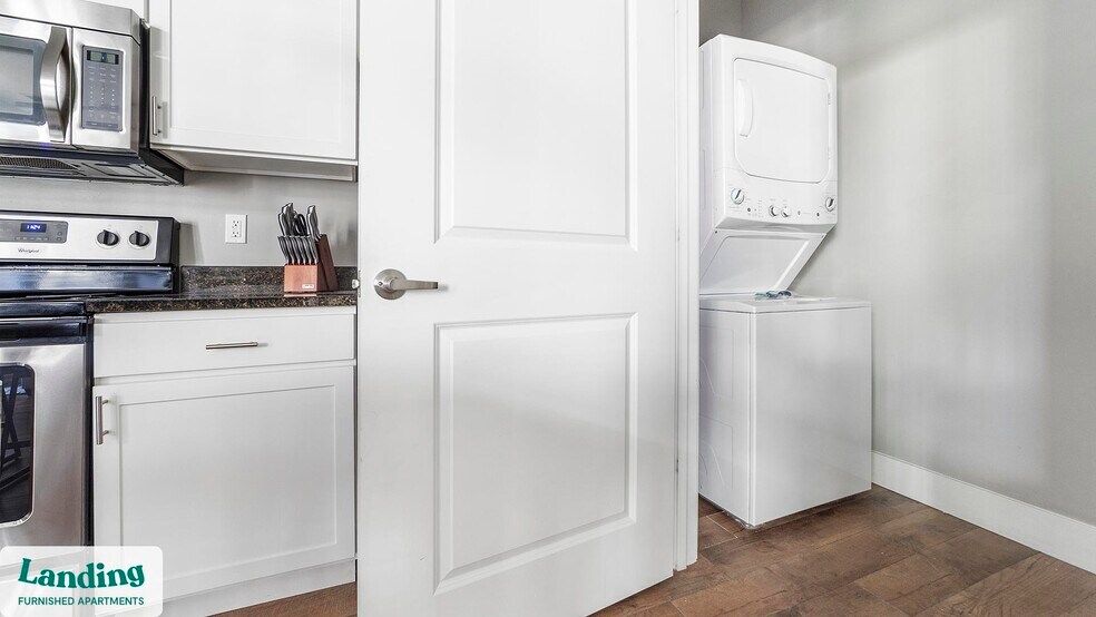 Building Photo - 41 E 9th Ave