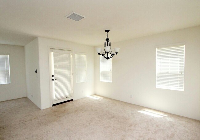 Building Photo - 91-1382-1382 Kaileolea Dr