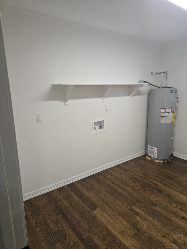 Building Photo - 415 N 23rd St