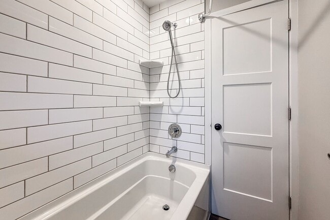 Building Photo - Remodeled 3-Bedrom Richland Alphabet Home ...