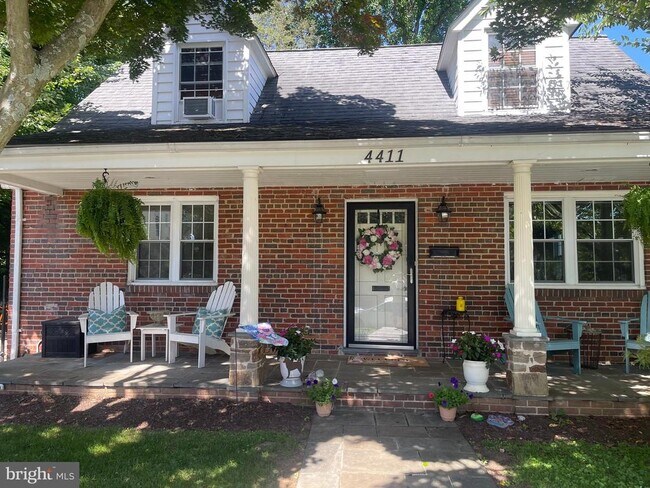 Building Photo - 4411 Edgefield Rd