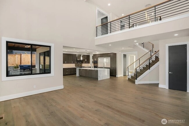 Building Photo - 9206 NE 24th St