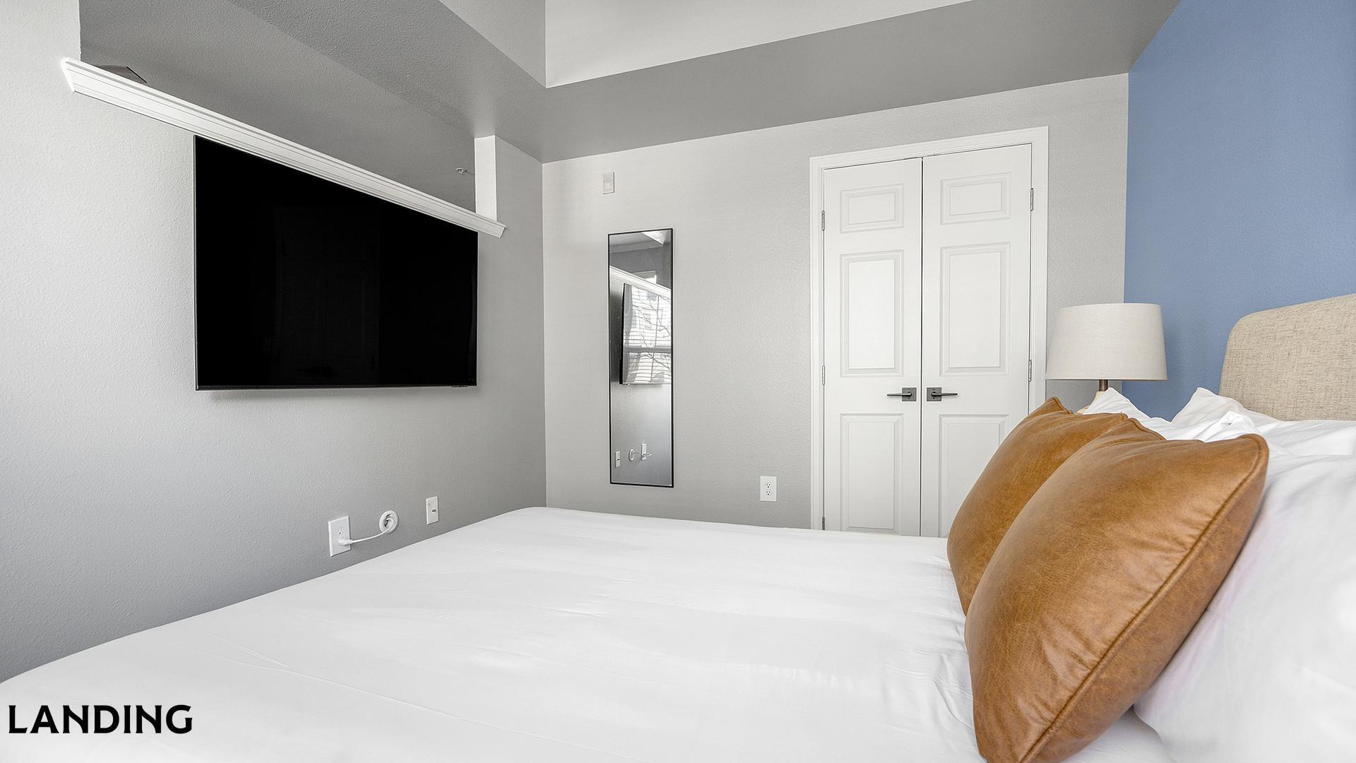 Building Photo - 901 Colorado Blvd