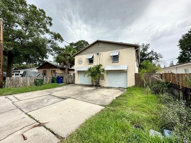 Building Photo - 6420 S Adelia Ave