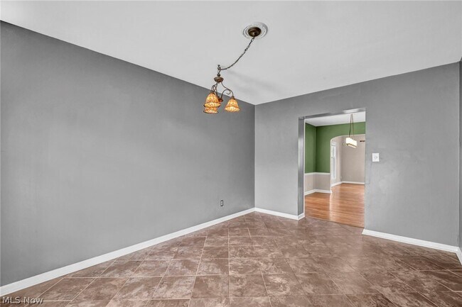 Building Photo - 3678 Lynnfield Rd