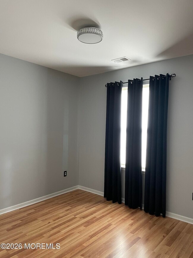 Building Photo - 5 Stock Ct