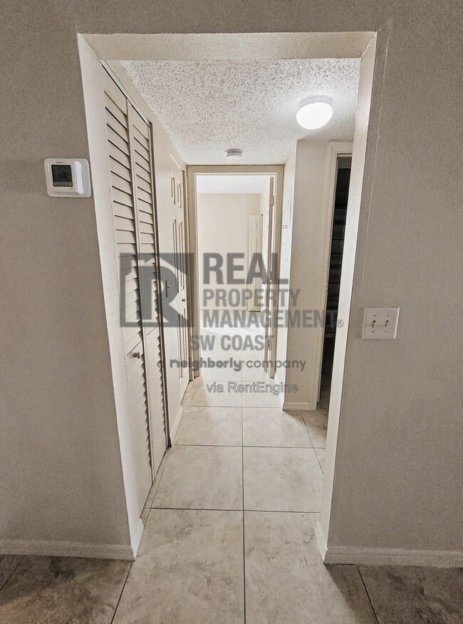 Building Photo - 12471 McGregor Blvd