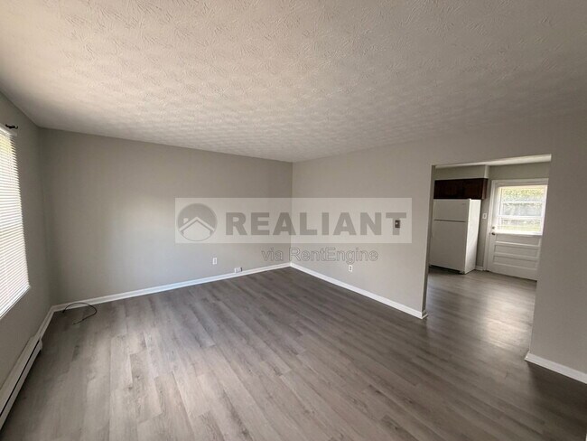 Building Photo - 314 Walters Ln