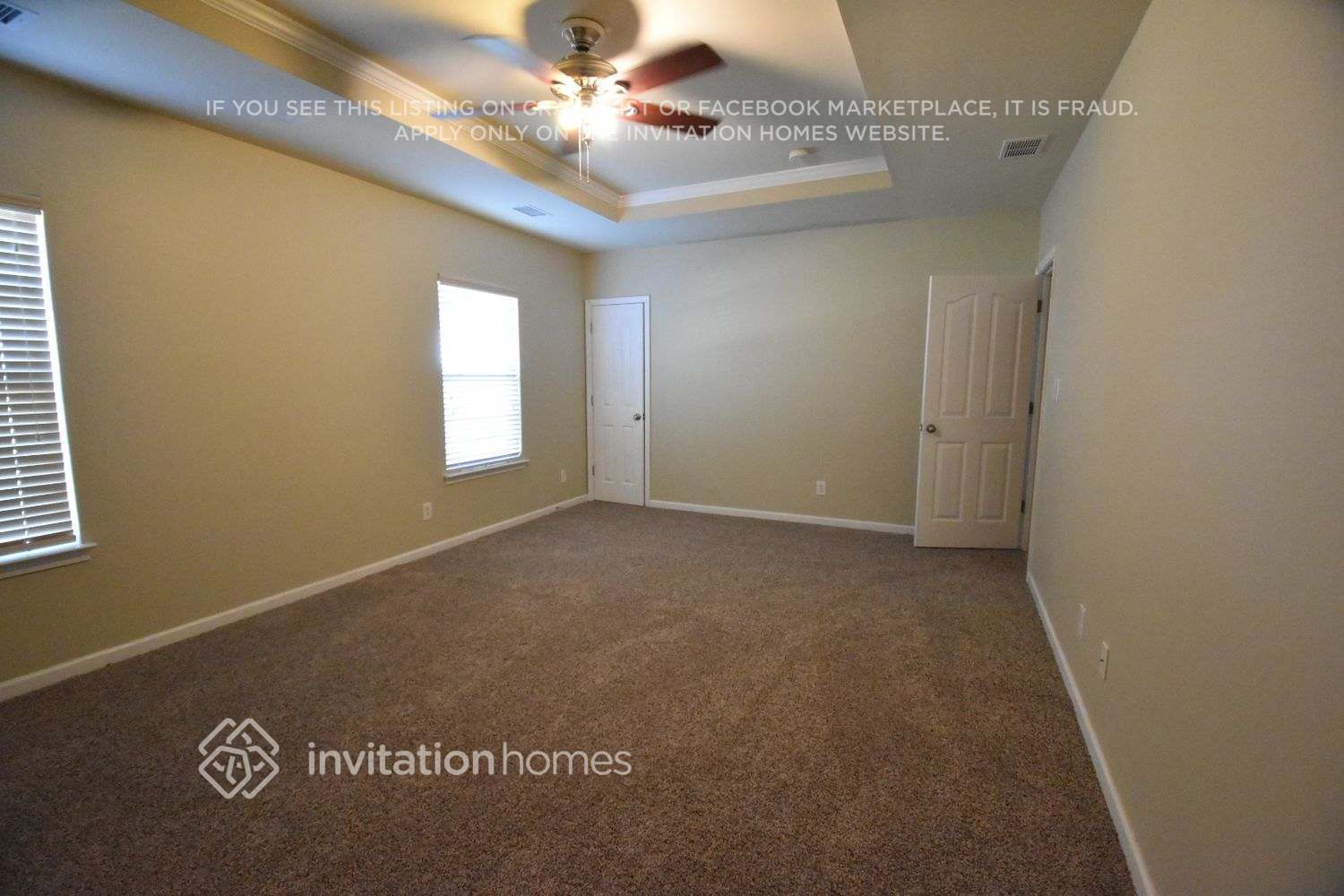 Building Photo - 4007 Fine Robe Dr