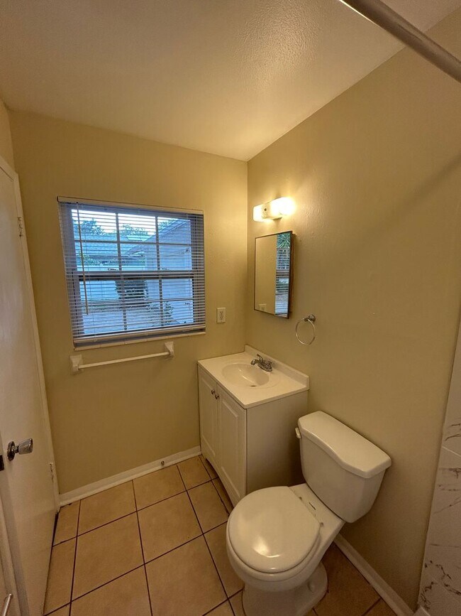 Building Photo - 3BR/2BA Single Family Home with Large Backyard in Winter Park!