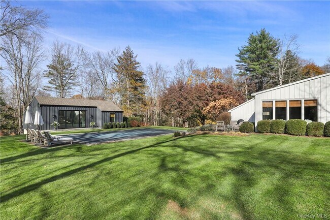 Building Photo - 77 Hook Rd