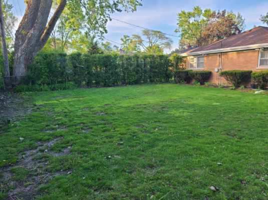Building Photo - 9624 Karlov Ave