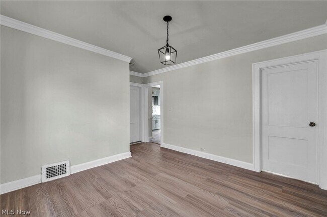 Building Photo - 4306 Buechner Ave