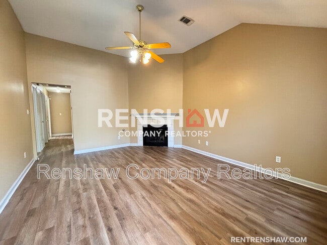 Building Photo - 9289 Grove Manor Dr