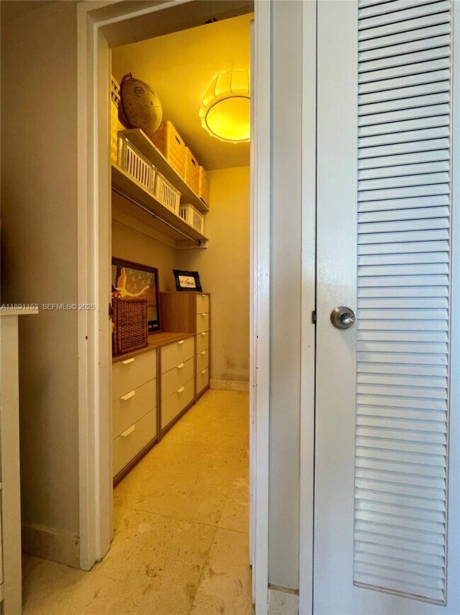 Building Photo - 5700 Collins Ave