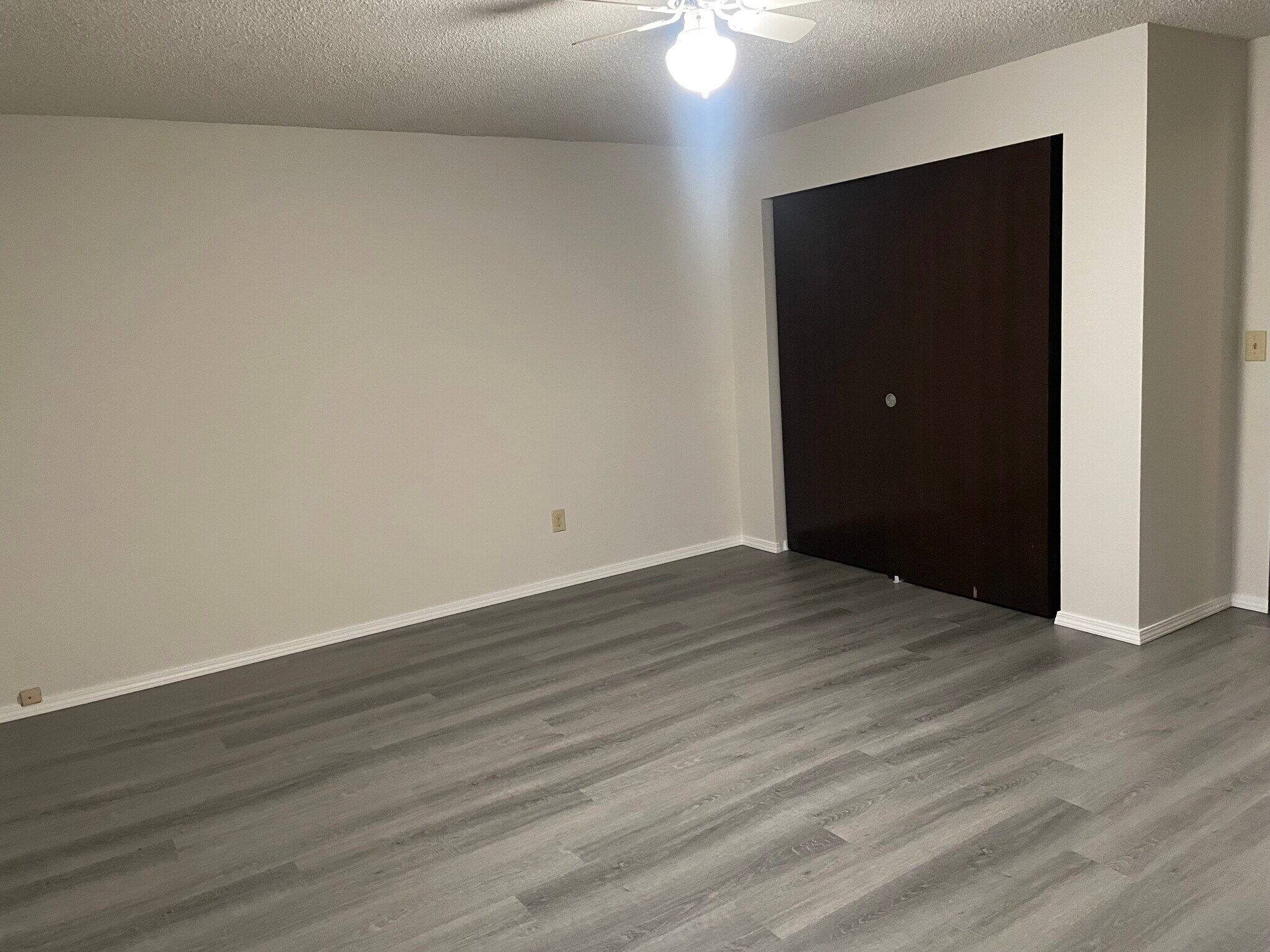 2nd bedroom - 4521 S 262nd St