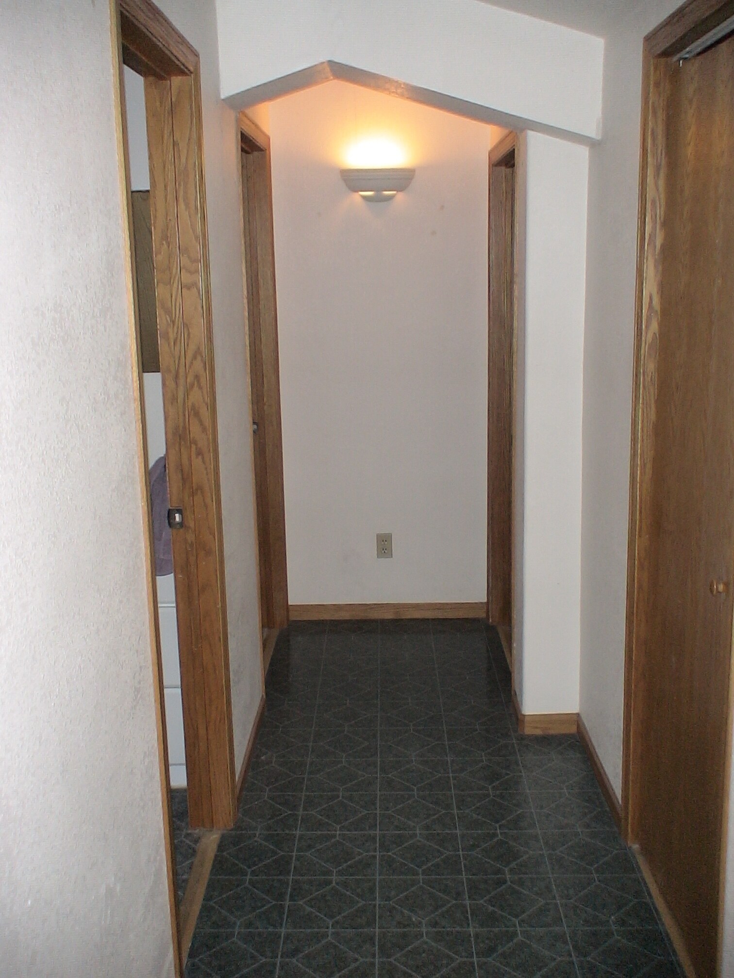 Building Photo - 7918 E 500N Rd