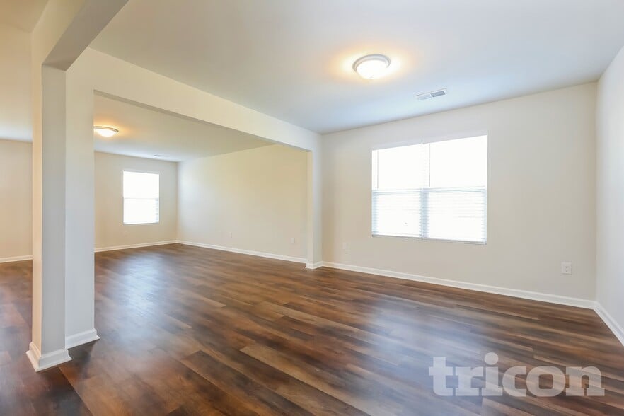 Building Photo - 139 McMakin Dr