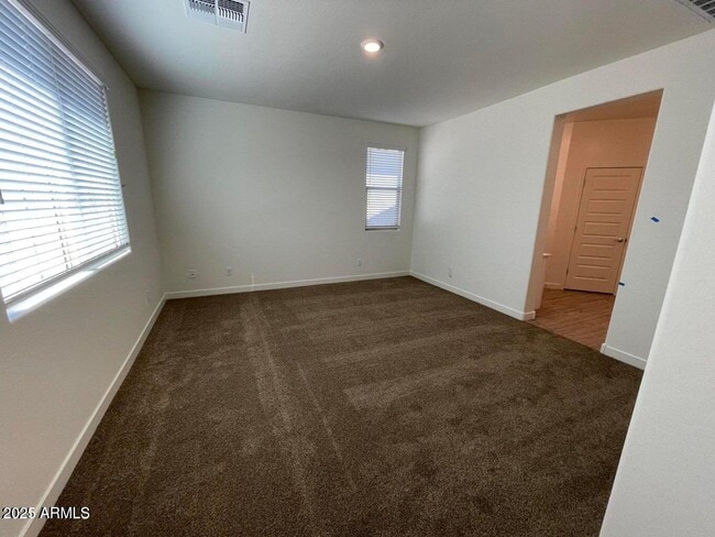 Building Photo - 16739 W Sand Hills Rd
