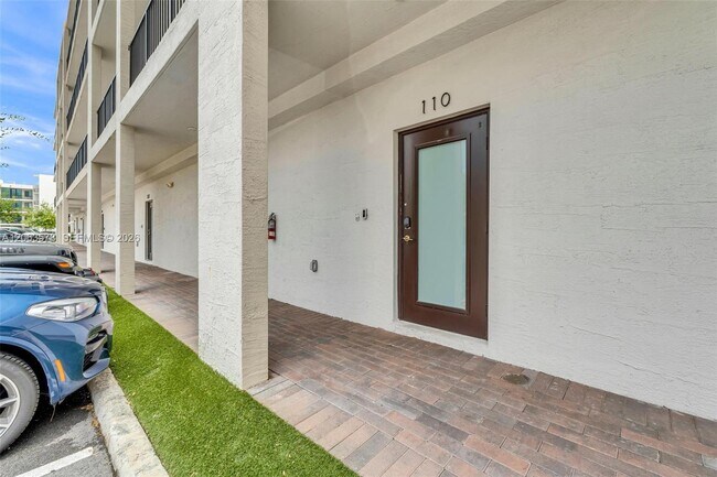 Building Photo - 8167 NW 41st St