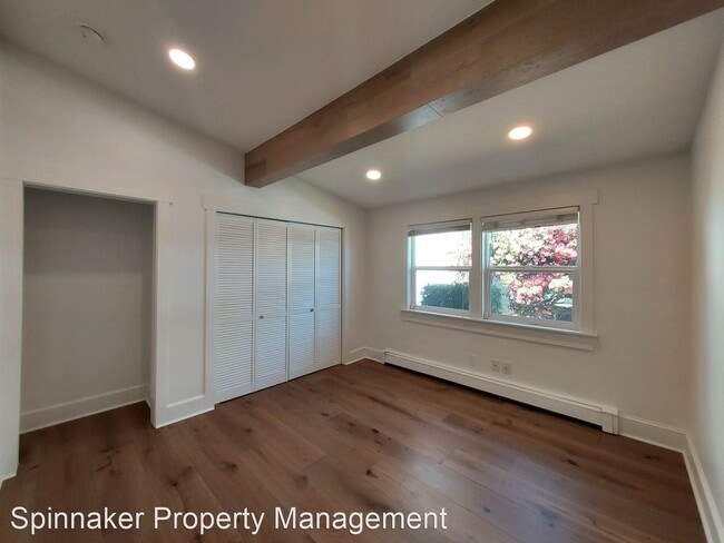 Building Photo - 3 br, 3 bath House - 10311 Interlaaken Dri...