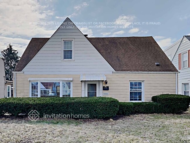 Building Photo - 4301 W 99th Pl