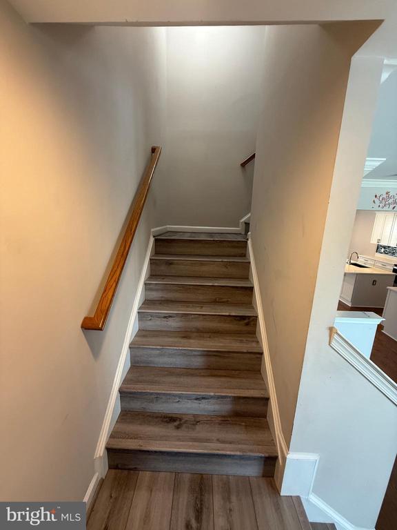 Building Photo - 113 Blackford Dr