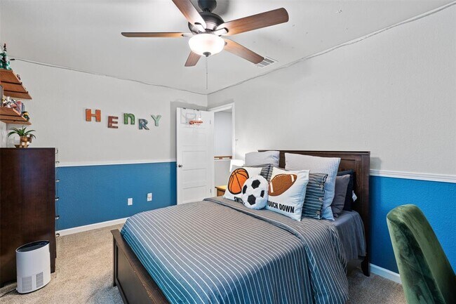 Building Photo - 8913 Coastal Dr