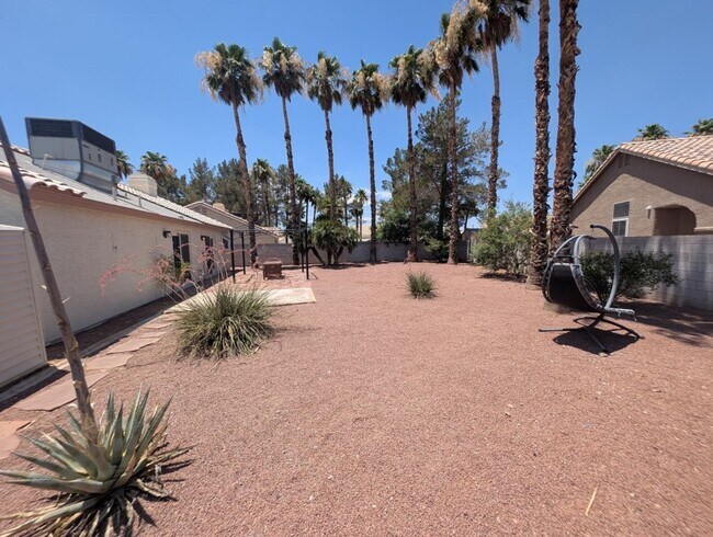 Building Photo - 4839 Lames Dr