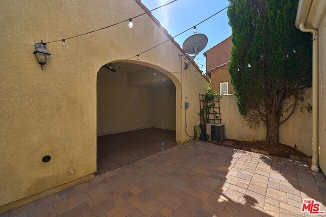 Building Photo - 11478 Ghiberti Way