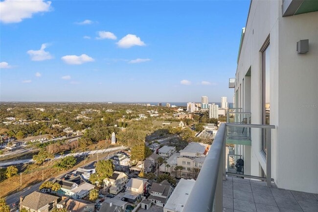 Building Photo - 777 3rd Ave N