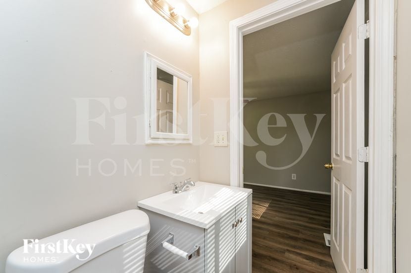 Building Photo - 1362 Tucker Woods Dr NW