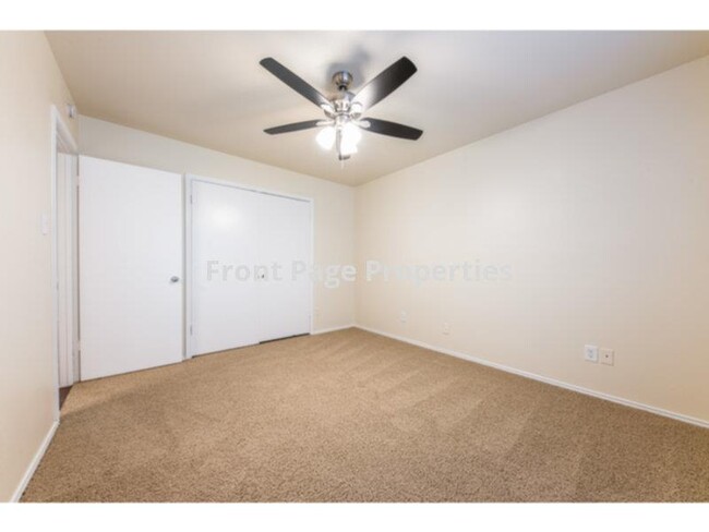 Building Photo - 1201 Danbury Square