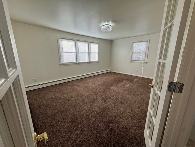 Building Photo - 37 Elizabeth Ann Dr