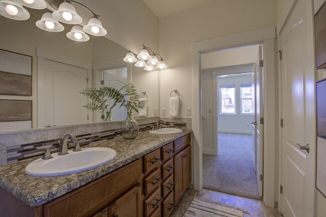 Building Photo - 7401 Turnbull Ct