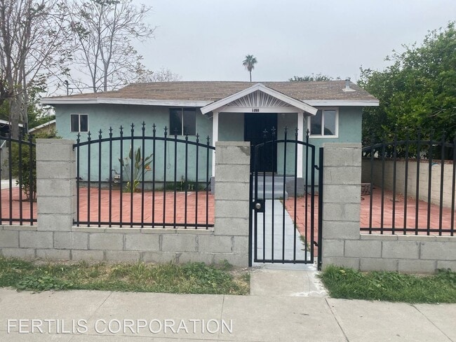 Building Photo - 2 br, 1 bath House - 1532 W 9th Street