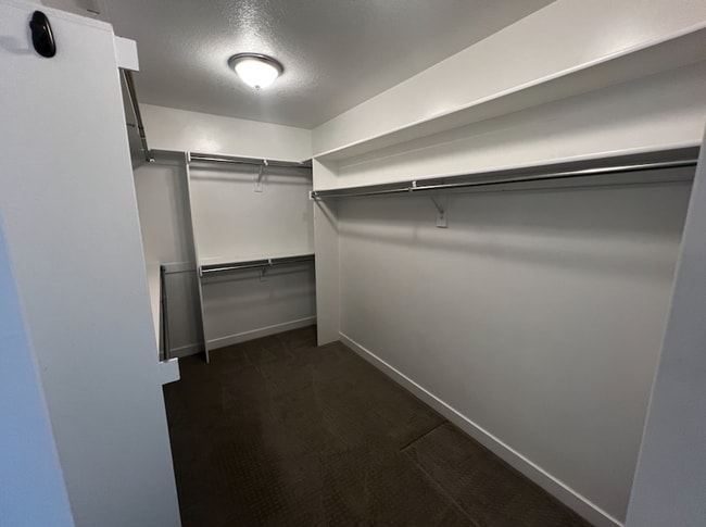 Building Photo - Spacious 3-Bedroom Home in Prime Lehi Loca...
