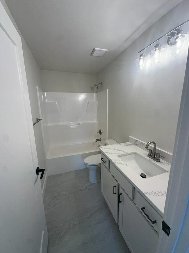 Building Photo - 5317 Makana Ln