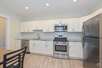 Building Photo - The Regis Montclair