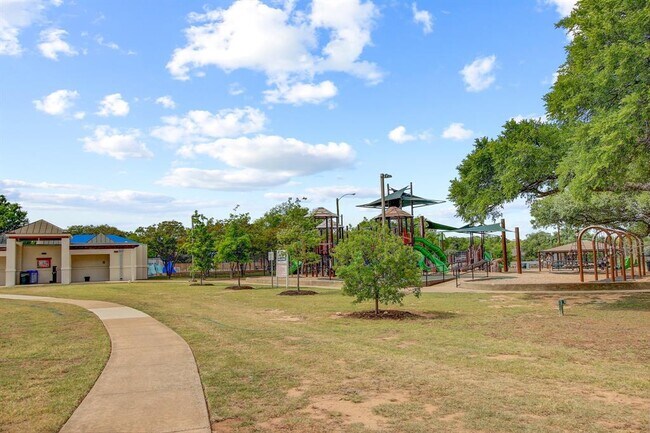 Building Photo - 8109 Campeche Bay Pl