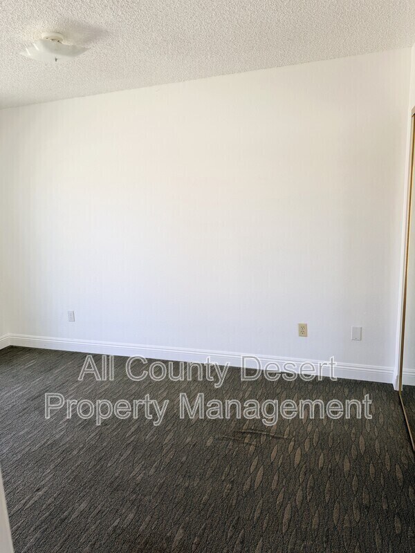 Building Photo - 82567 Ave 48