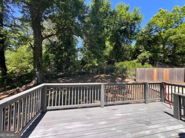 Building Photo - 1947 Kenwood Pl SE