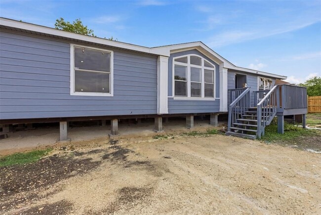 Building Photo - 376 Rae Ln