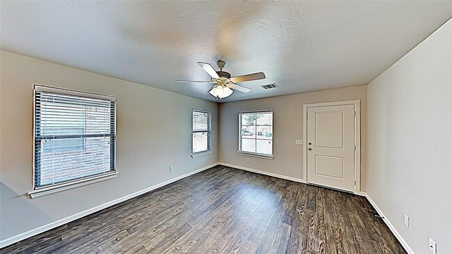 Building Photo - 11521 Keystone Cir