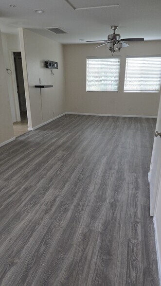 Building Photo - 26971 Floresta Ln