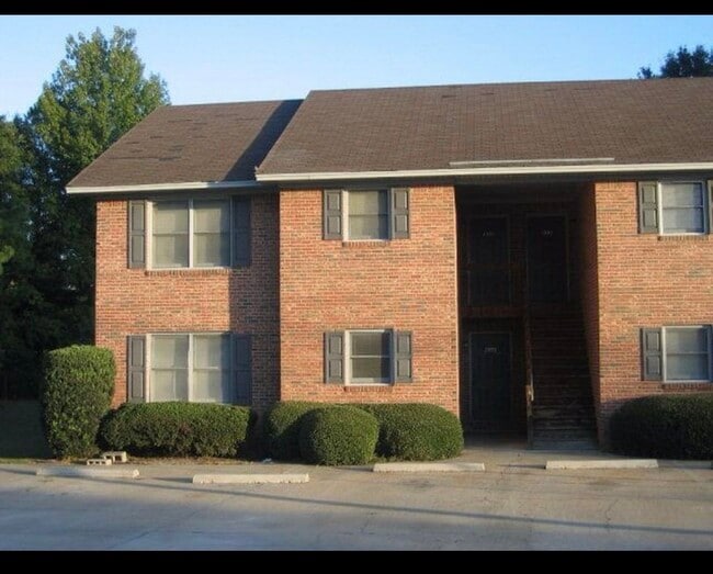 Building Photo - 1999 Coral Way