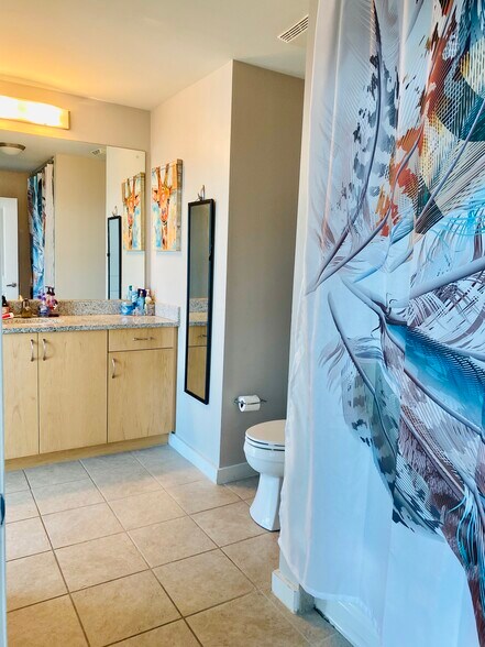 Building Photo - 860 Peachtree St NE