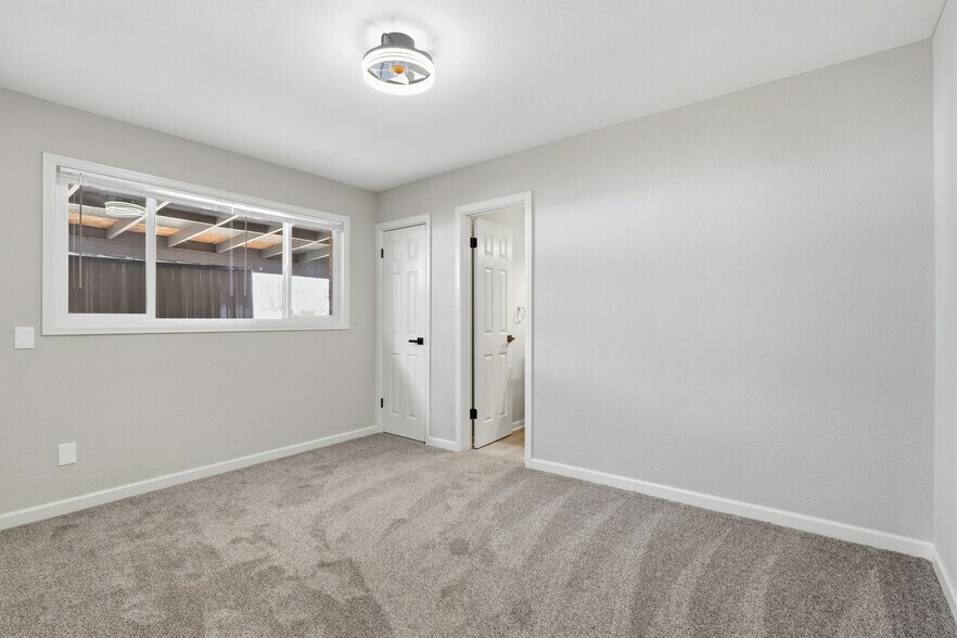 Building Photo - 1151 E 88th Ave